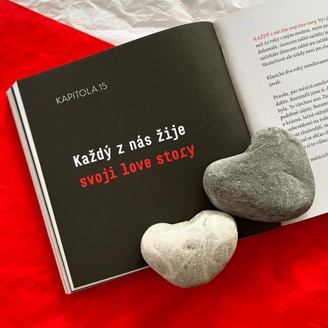 ❤️ Když si myslíš, že láska je jen o romantických večeřích, ale ve skutečnosti je to spíš jako s wifi ve staré chalupě…😉...